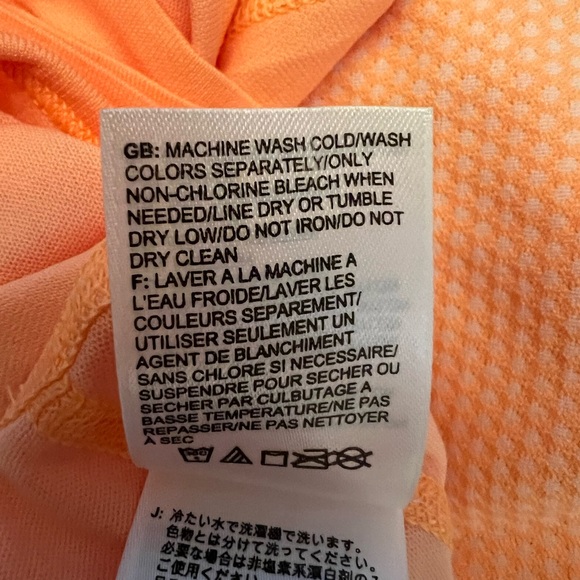 The North Face Women's Bright Orange V-Neck Tee - Picture 6 of 8
